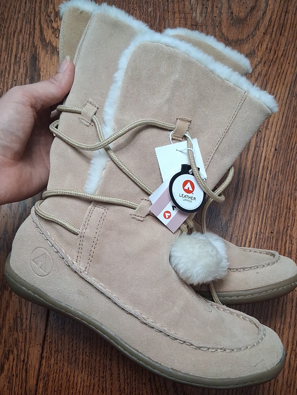 NEW Airwalk Tan Suede Winter Boots, Size 6